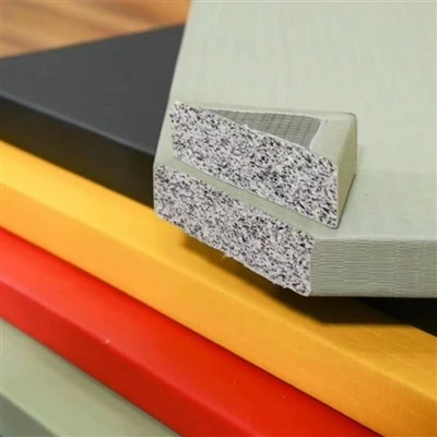 柔道マットの重さはどれくらいですか？